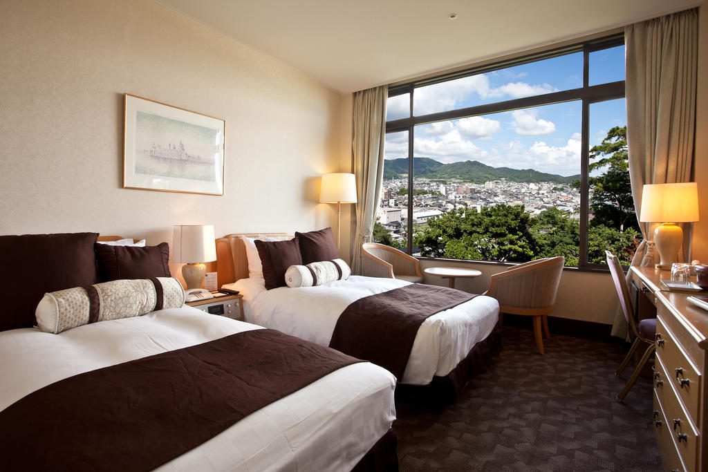 Gamagori Classic Hotel Room photo