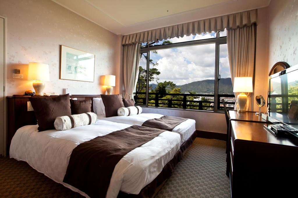 Gamagori Classic Hotel Room photo